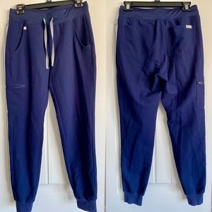 FIGS: size XS Zamora Jogger Scrub Pants in NAVY blue
